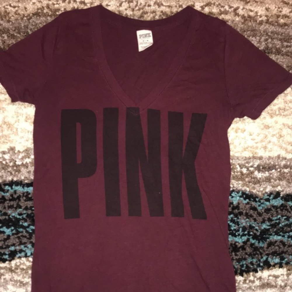 PINK~ V-neck T-shirt ~ slighty used